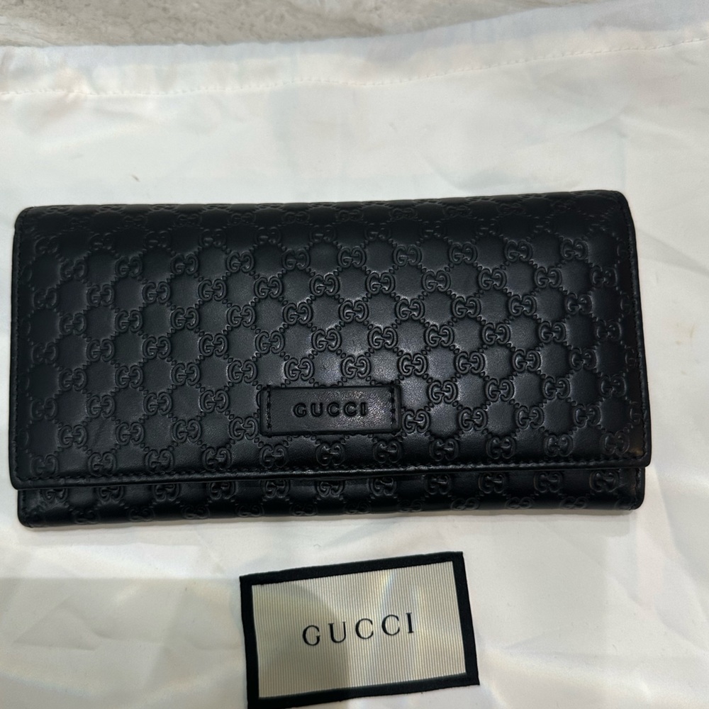 Gucci Women's Black Microguccissima Authentic - Picture 7 of 11